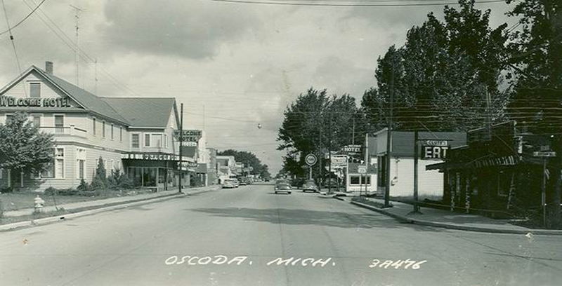 Welcome Hotel - Vintage Postcard (newer photo)
